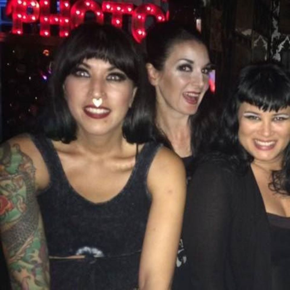 Meet your Posher, Sharon